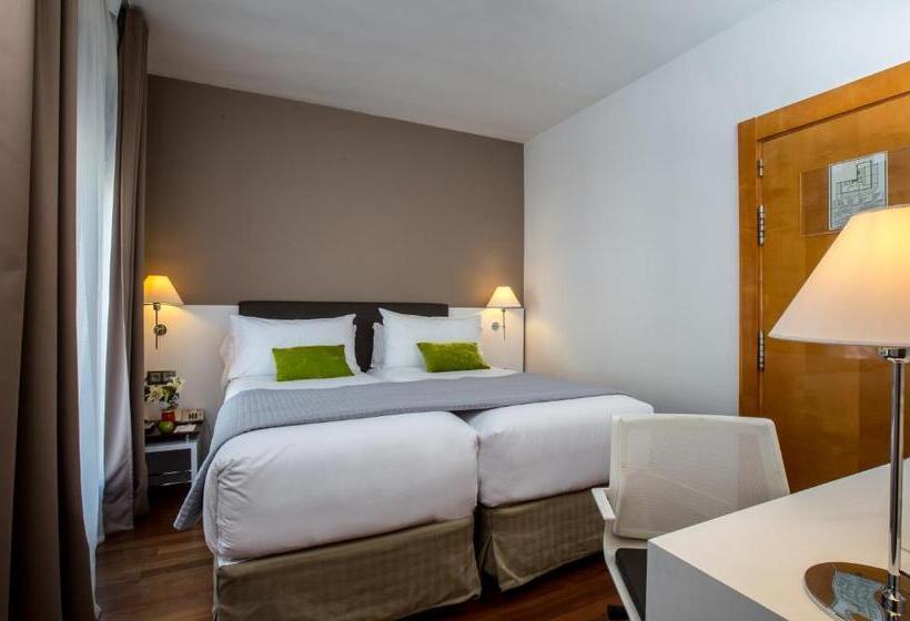 اتاق لوکس, Leonardo Boutique Hotel Madrid
