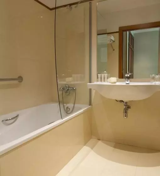 Junior Suite, Manantial