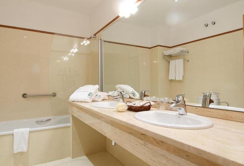 סוויטת ג'וניור, Manantial