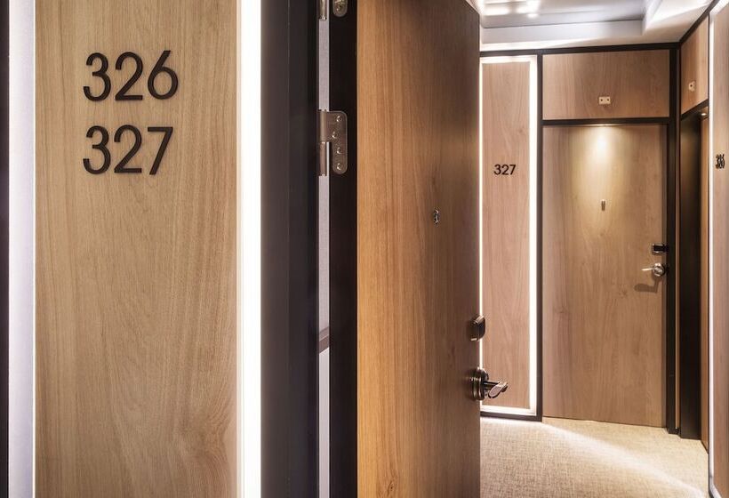 اتاق خانوادگی, Melia Avenida De America