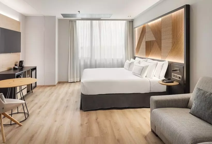 اتاق پرمیوم, Melia Avenida de America
