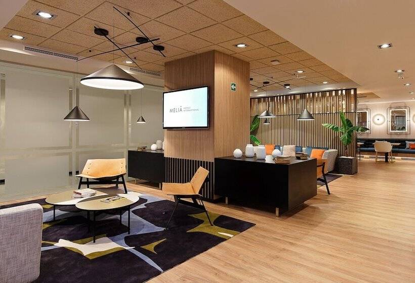 سوییت, Melia Avenida De America