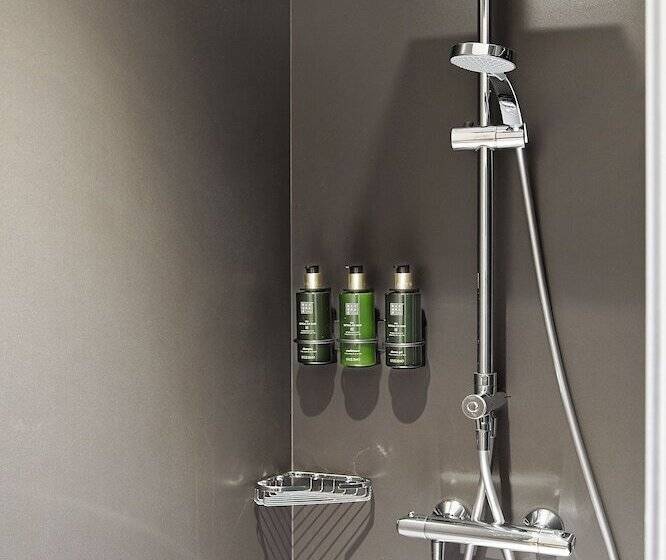 سوییت, Melia Avenida De America