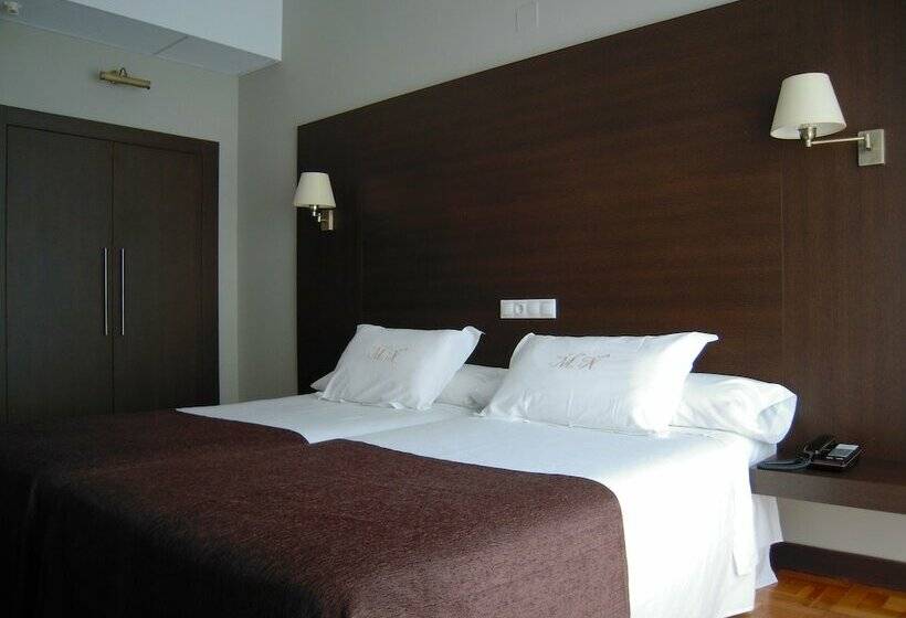 스탠다드 트리플 룸, Mendez Nunez