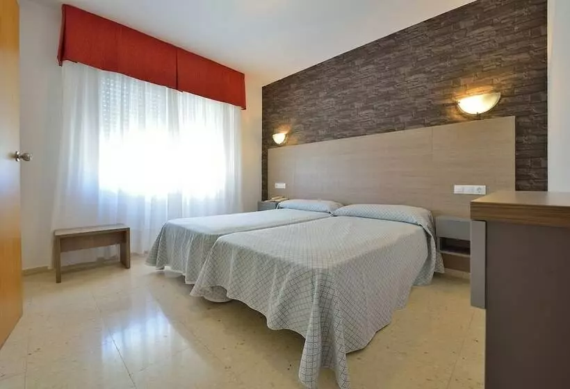 اتاق استاندارد یک نفره, Montemar