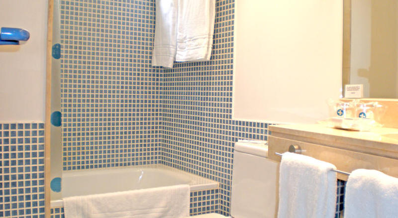 غرفة قياسية, Murrieta