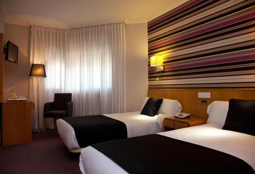 غرفة قياسية, Palacio De Cristal