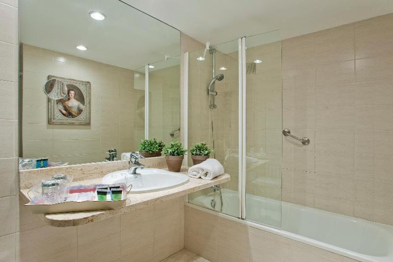 חדר סטנדרט, Luze El Toro