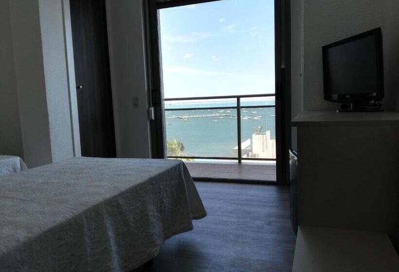 Triple Room Sea View, Ribera