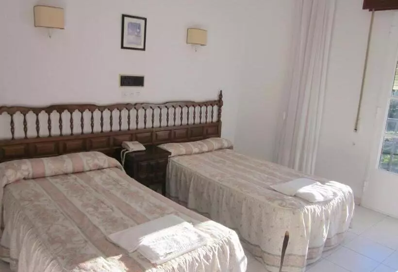 Standardzimmer mit Balkon, Sixto
