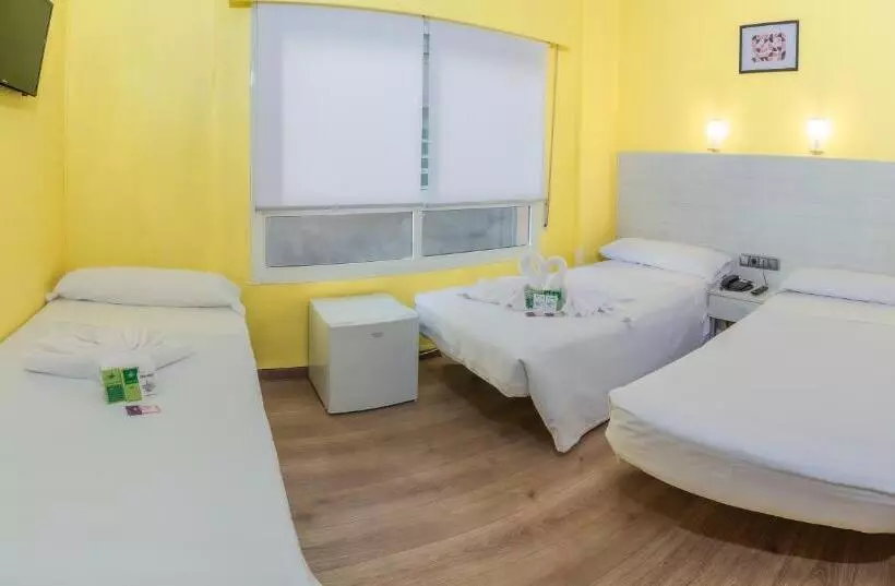 Chambre Triple Standard, Universal Murcia