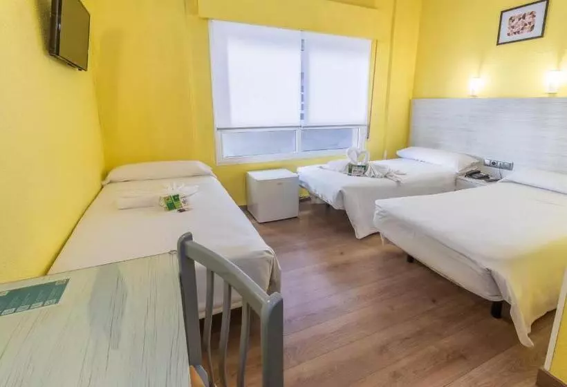 Chambre Triple Standard, Universal Murcia