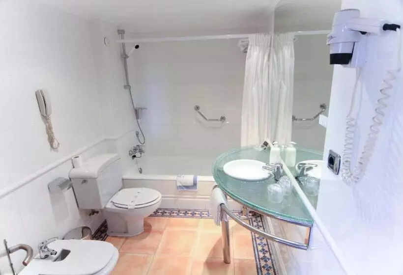 Chambre Standard Individuelle, Virrey