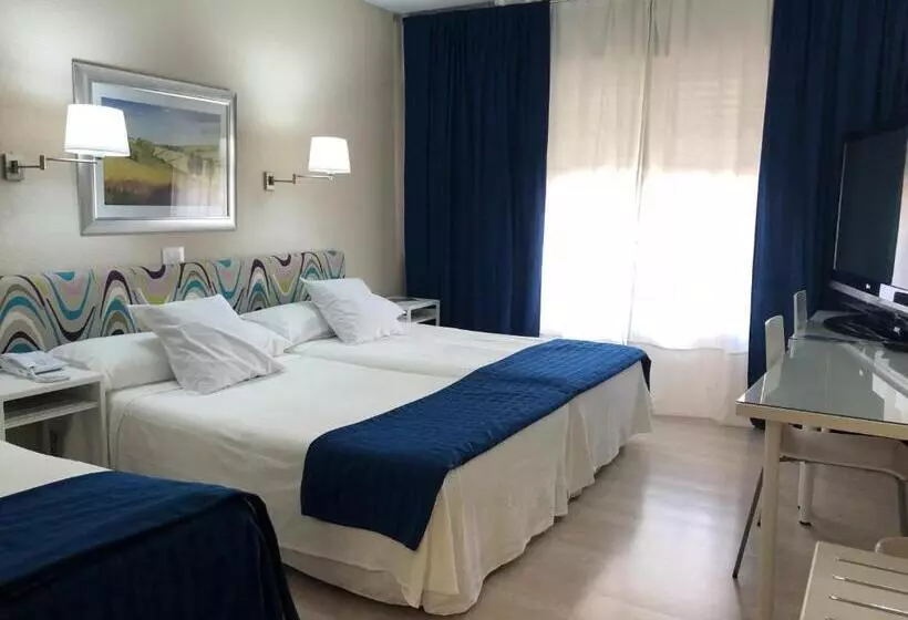 Chambre Triple Standard, Virrey