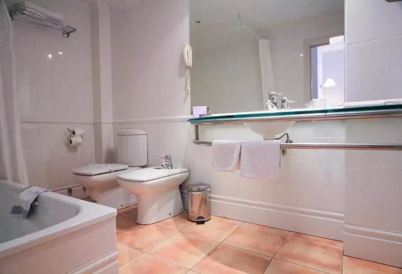 Chambre Familiale, Virrey