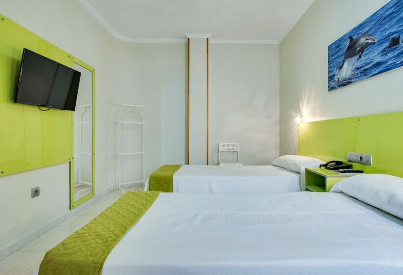Quarto Estandar Interior, Andrea´s
