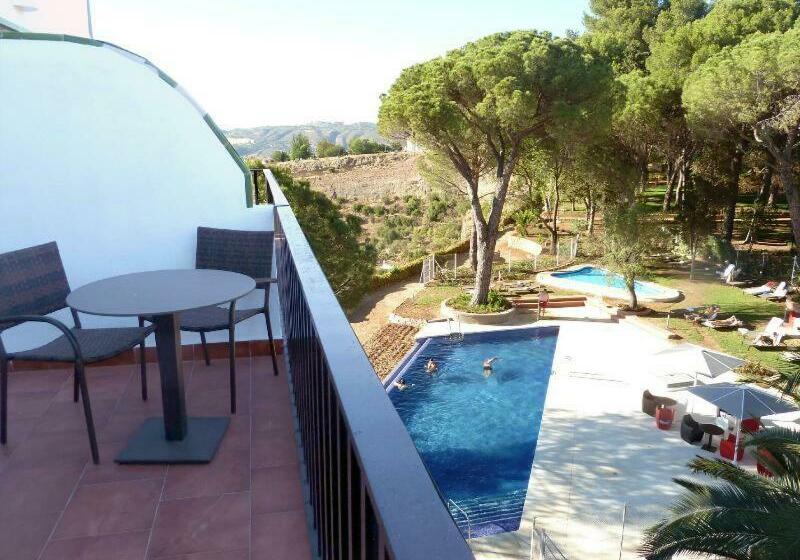 Номер Стандарт, Catalonia Reina Victoria