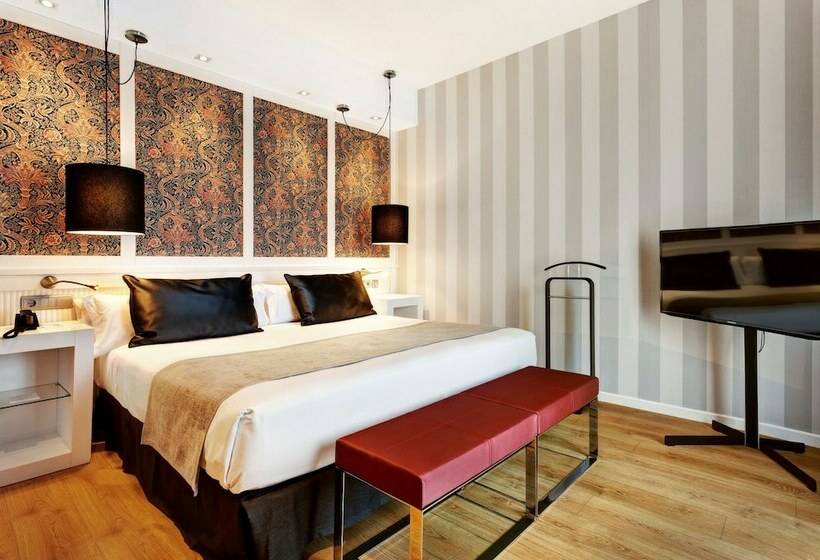 Полулюкс, Catalonia Reina Victoria