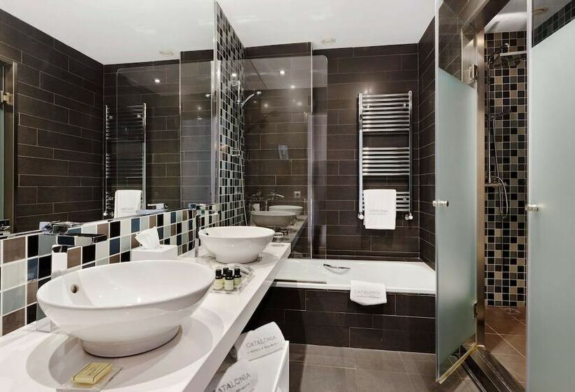 Полулюкс, Catalonia Reina Victoria