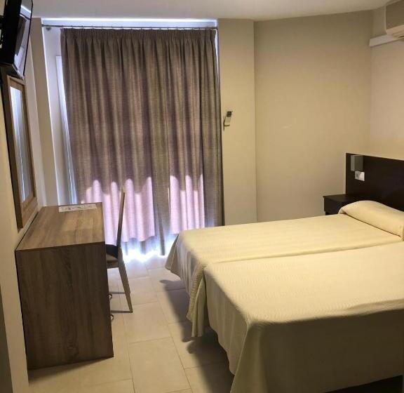 Четырехместный Номер Стандарт, Costamar