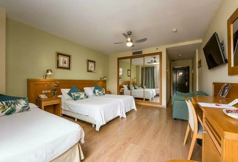 اتاق سوپریور چهار تخته, Leonardo Hotel Fuengirola Costa Del Sol