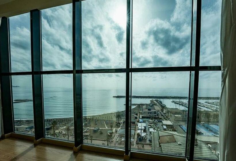 סוויטת ג'וניור, Leonardo Hotel Fuengirola Costa Del Sol