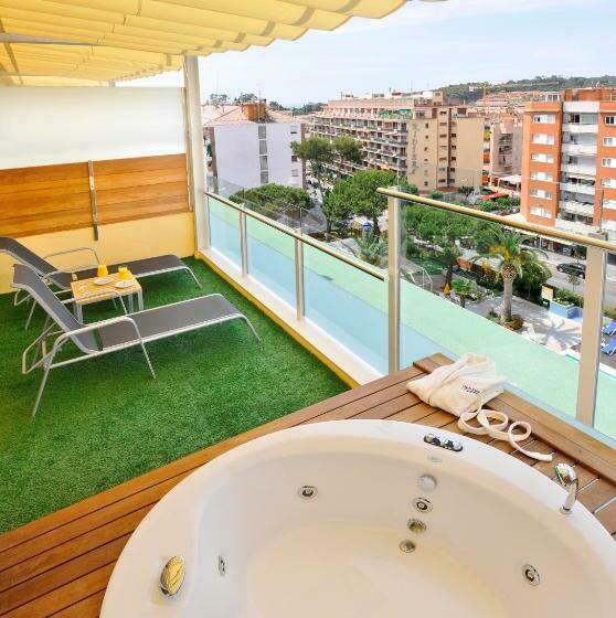 주니어 스위트, Ght Oasis Park & Spa