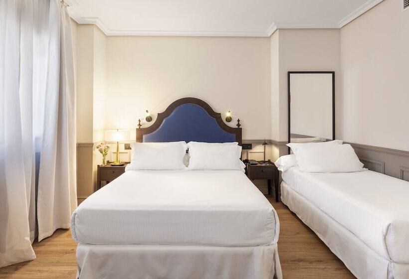 스탠다드 트리플 룸, H10 Corregidor Boutique Hotel