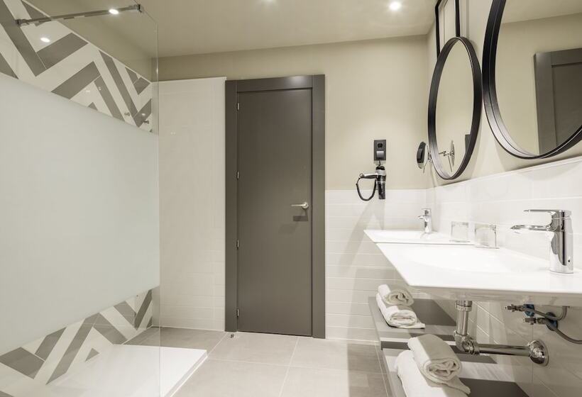 ドゥプレックスルーム, Ilunion Alcora Sevilla