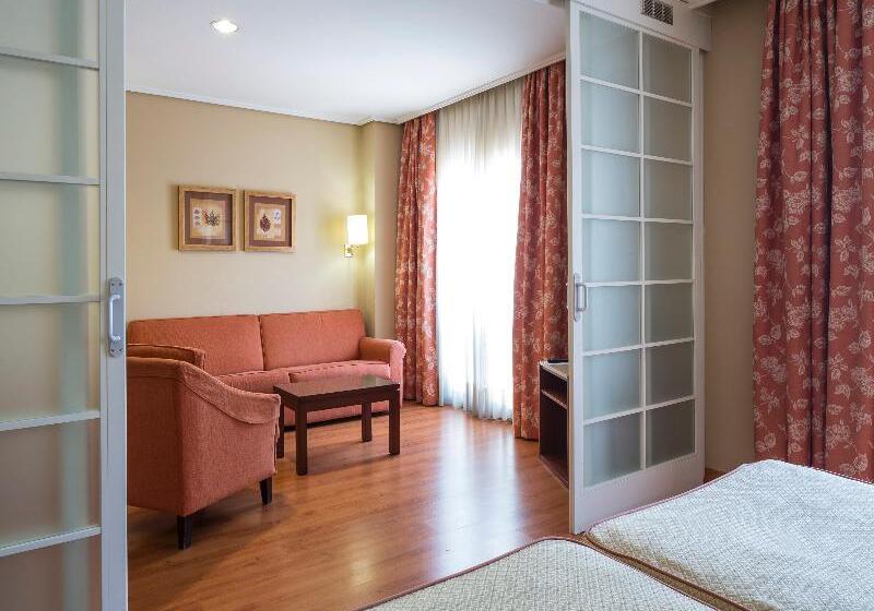Habitación Superior, Ilunion Alcora Sevilla