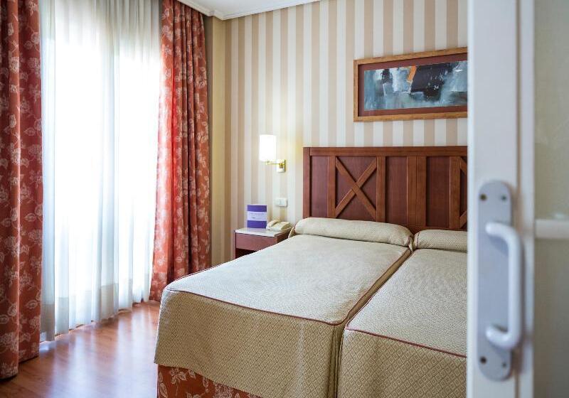 Habitación Superior, Ilunion Alcora Sevilla