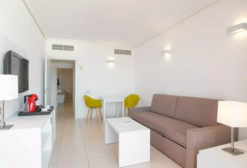 سوییت با چشم‌انداز دریا, Landmar Costa Los Gigantes Family Resort