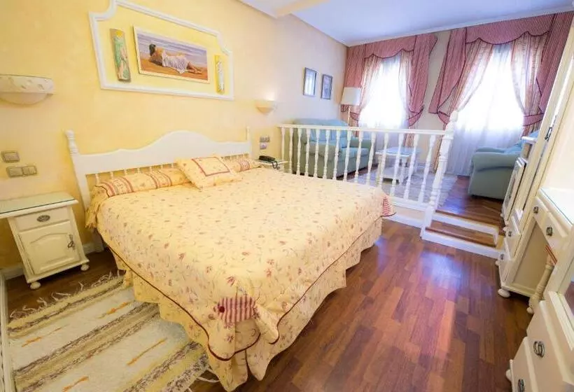 Habitació Quàdruple Estàndard, Los Arcos