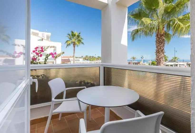 オーシャンビュースーペリアールーム, Occidental Torremolinos Playa