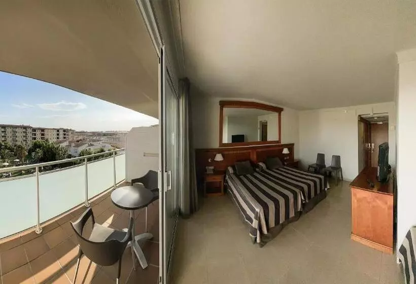 Family Room, Panorama