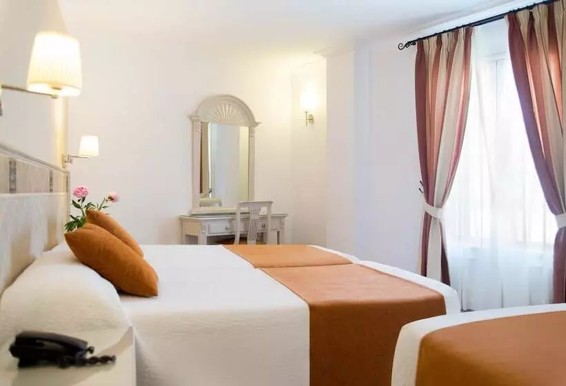 Familienzimmer, Plaza Cavana