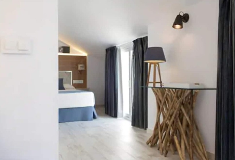 غرفة سوبيريور مطلة على الجبل, Plaza Cavana