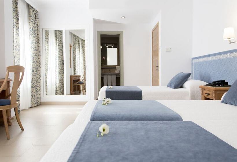 غرفة كلاسيكية مطلّة علي البحر, Plaza Cavana