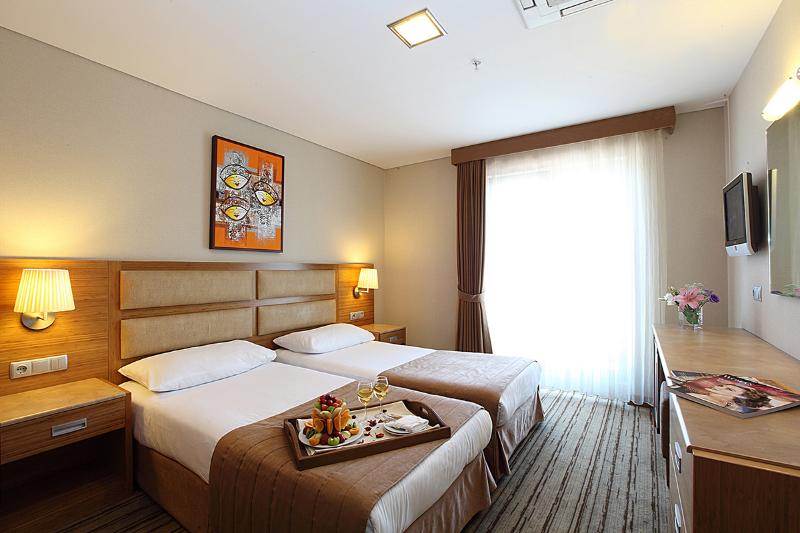 标准间, Real De Toledo