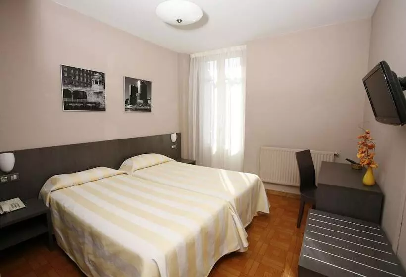 Standard Room, Ripa
