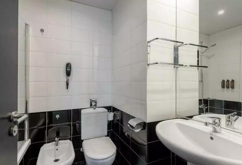 Standart Oda, Larios Málaga