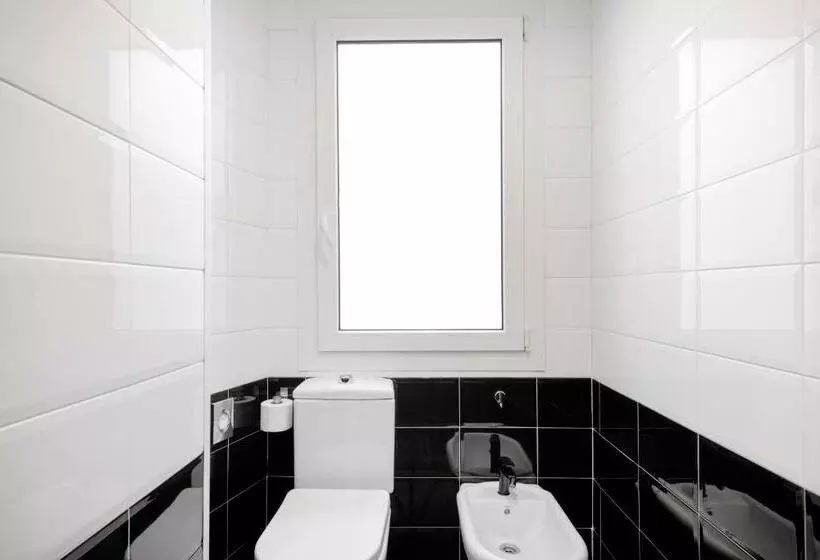 Basic Oda, Larios Málaga