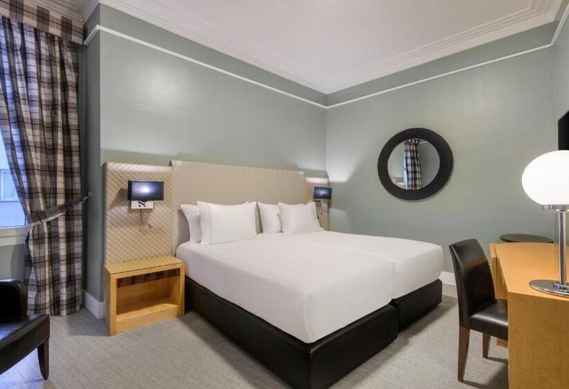 اتاق عادی, Larios Málaga