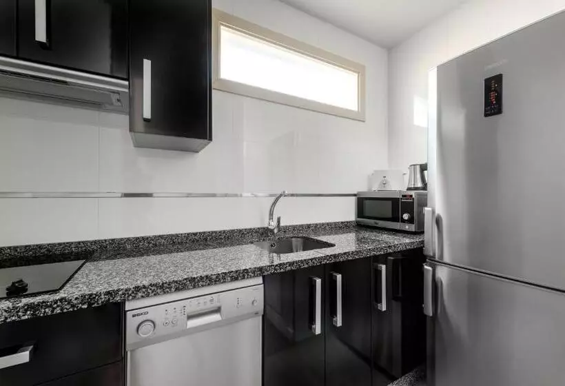 1 Yatak Odalı İki Katlı Daire, Larios Málaga