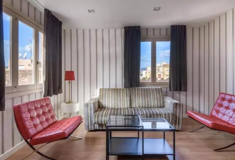 1 Yatak Odalı İki Katlı Daire, Larios Málaga