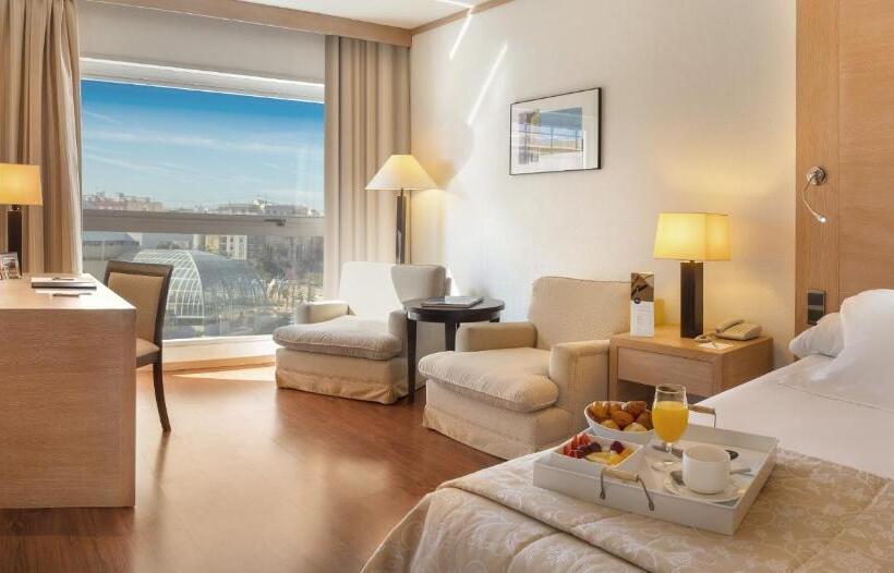 غرفة سوبيريور مطلة على المدينة, SH Valencia Palace