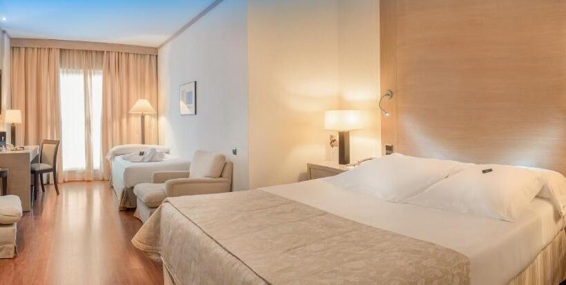 غرفة قياسية, SH Valencia Palace