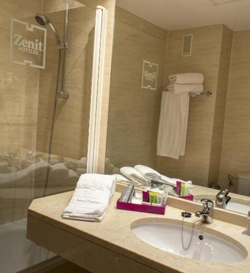 اتاق استاندارد با تراس, Zenit Malaga