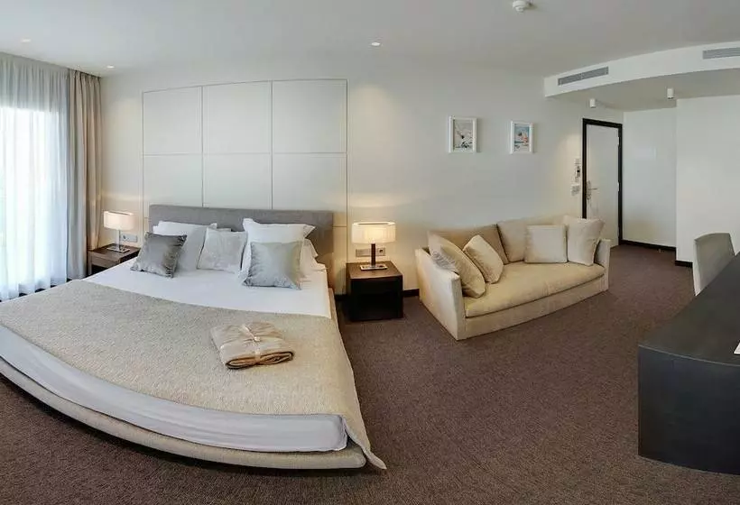 اتاق خانوادگی, Cosmopolita Hotel Boutique & Spa