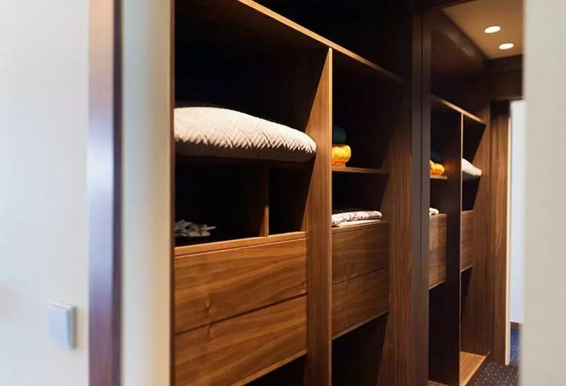 سوییت, Cosmopolita Hotel Boutique & Spa